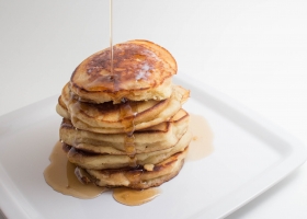 No Buttermilk Fluffy Pancakes