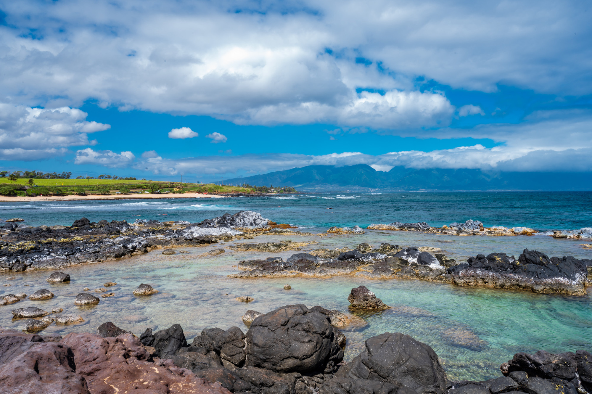 Ho'okipa Beach Park & Lookout